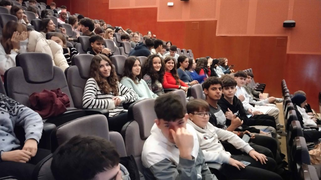 Alumnos de 4º de ESO y 1º de Bachillerato.